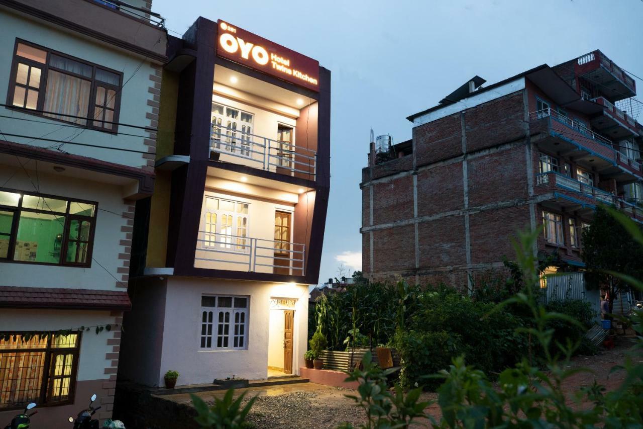 Oyo 281 Twins Kitchen Hotel ดูลิเคล ภายนอก รูปภาพ